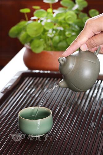 壺友堅持的泡茶經(jīng)驗：一茶三壺泡法