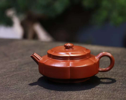 精工、韻味皆頂，蘇大鵬手工筋紋器《聞芳》