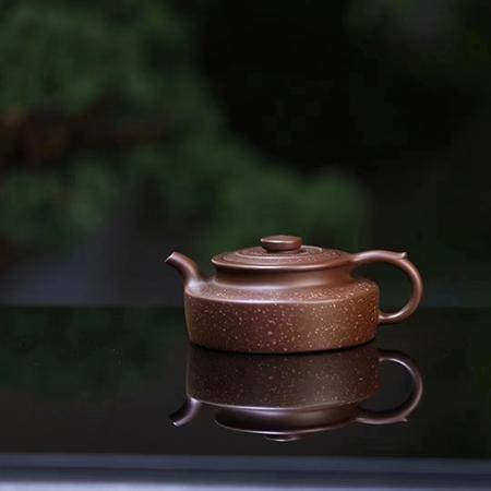 用料考究，遠古之韻《古卣華亭》