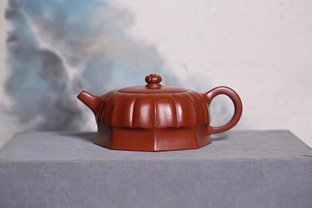 范君華老師作品《菊蕾》將方器與筋紋器完美融合