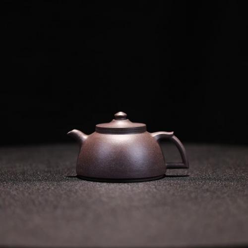 顧美云摹古躍今之作【天香閣笠帽】，再解大彬之韻