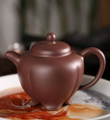 顧美云筋紋器作品《素客》，以花幾之形綻藝術(shù)之花!