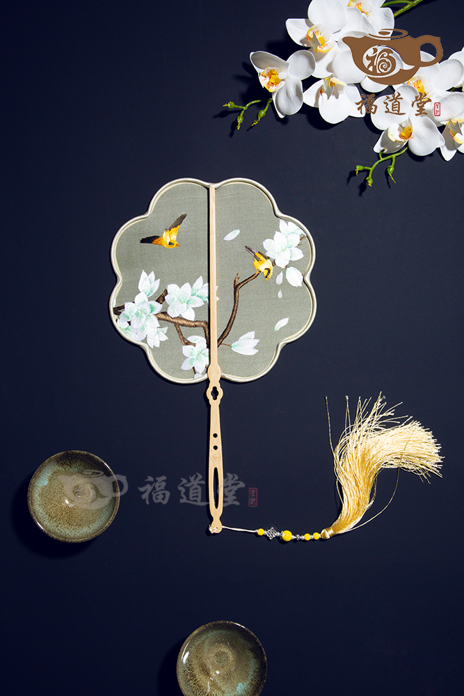 刺繡團(tuán)扇(玉蘭) 刺繡團(tuán)扇(玉蘭)