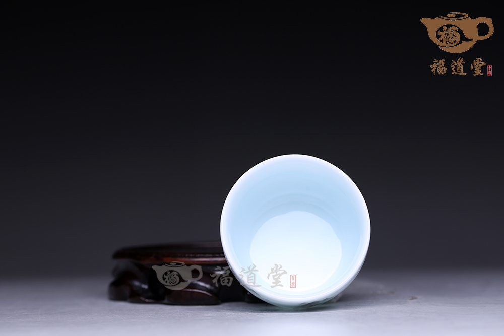 青白瓷山水套杯