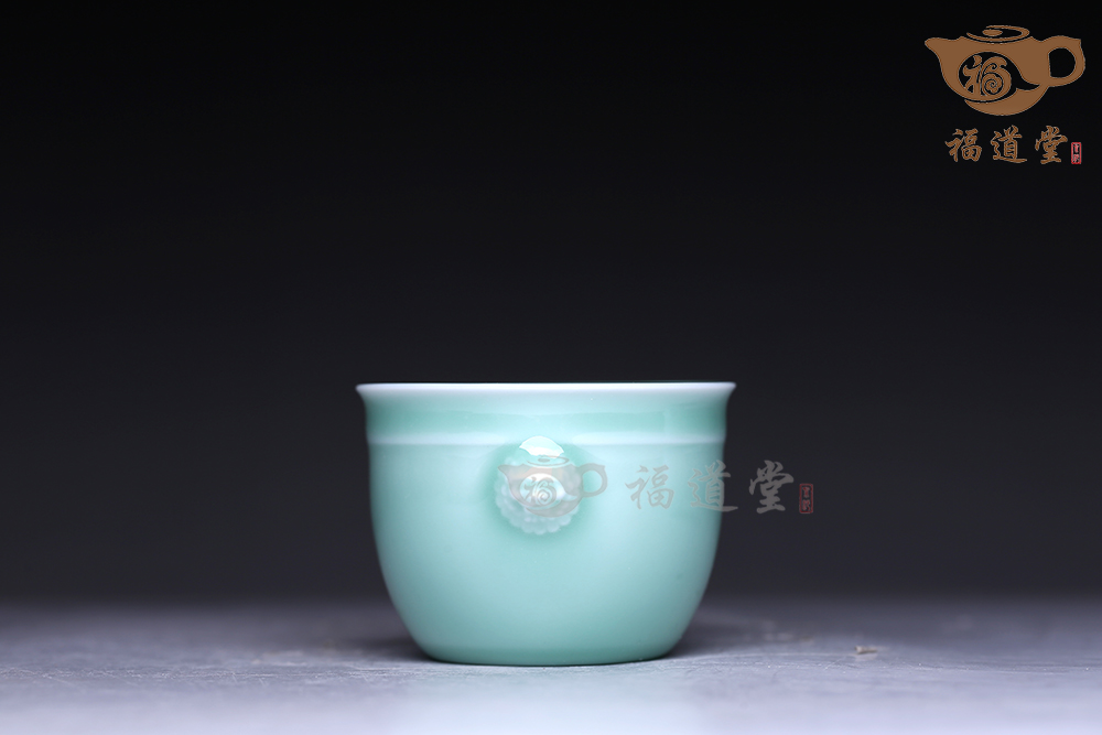 獸首對杯