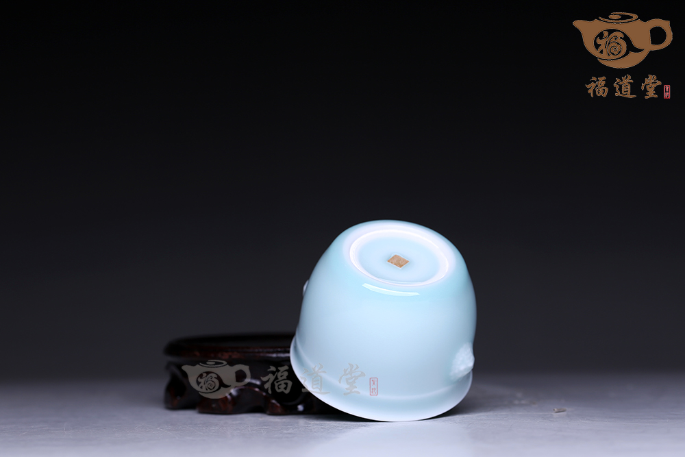 獸首對杯