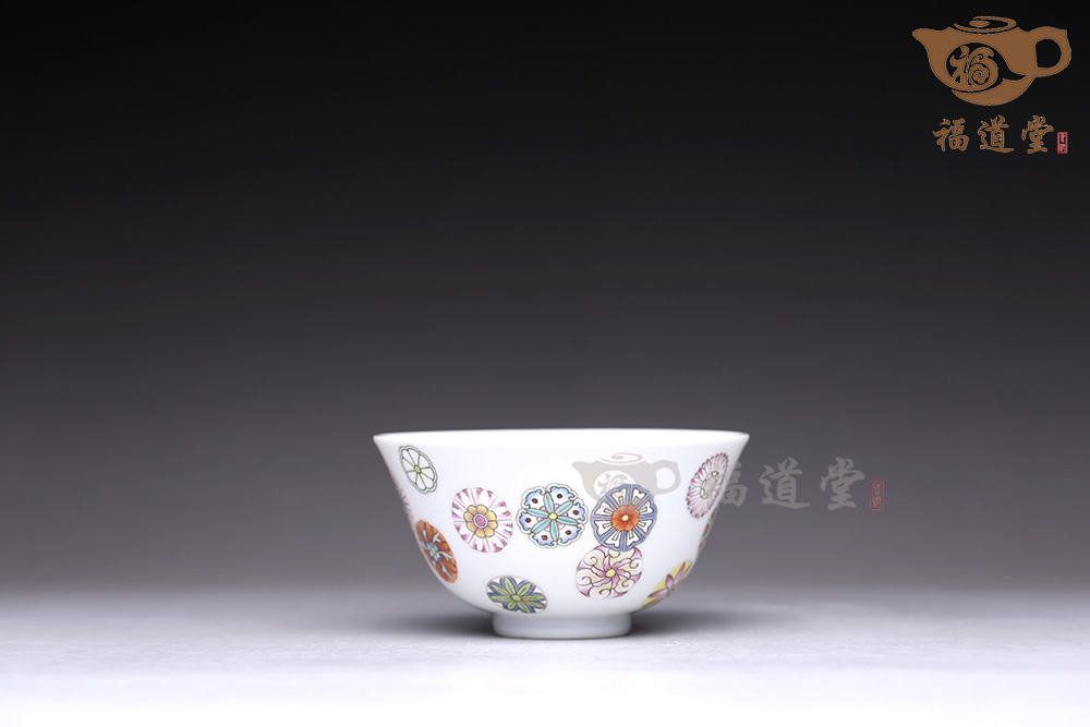 洋彩皮球花