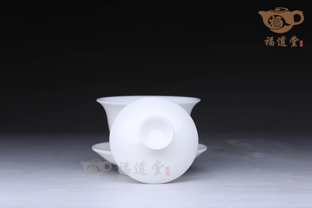羊脂白蓋碗
