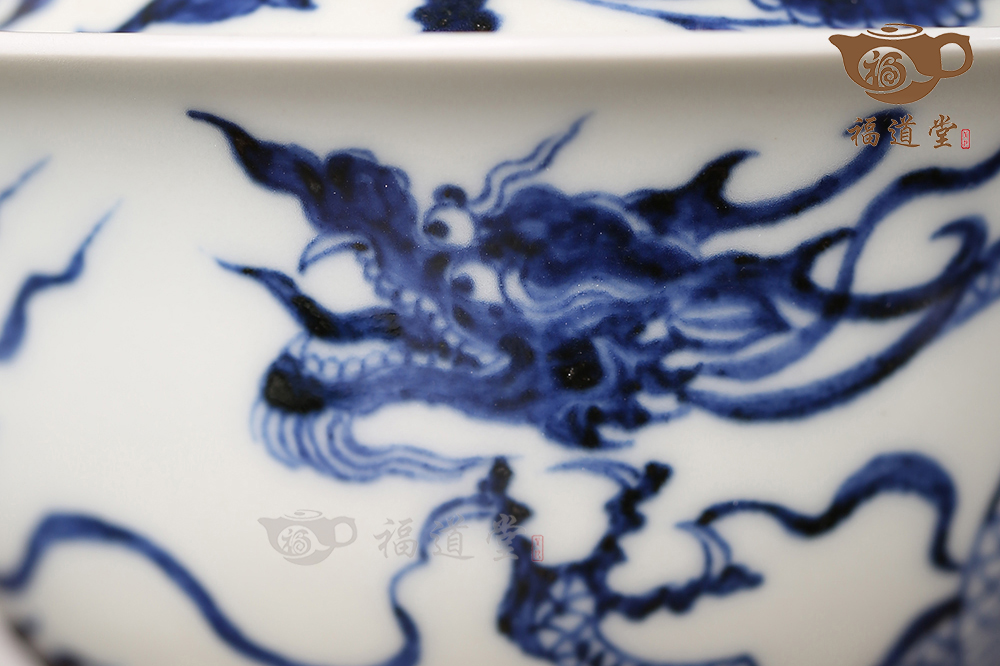 青花龍紋蓋碗