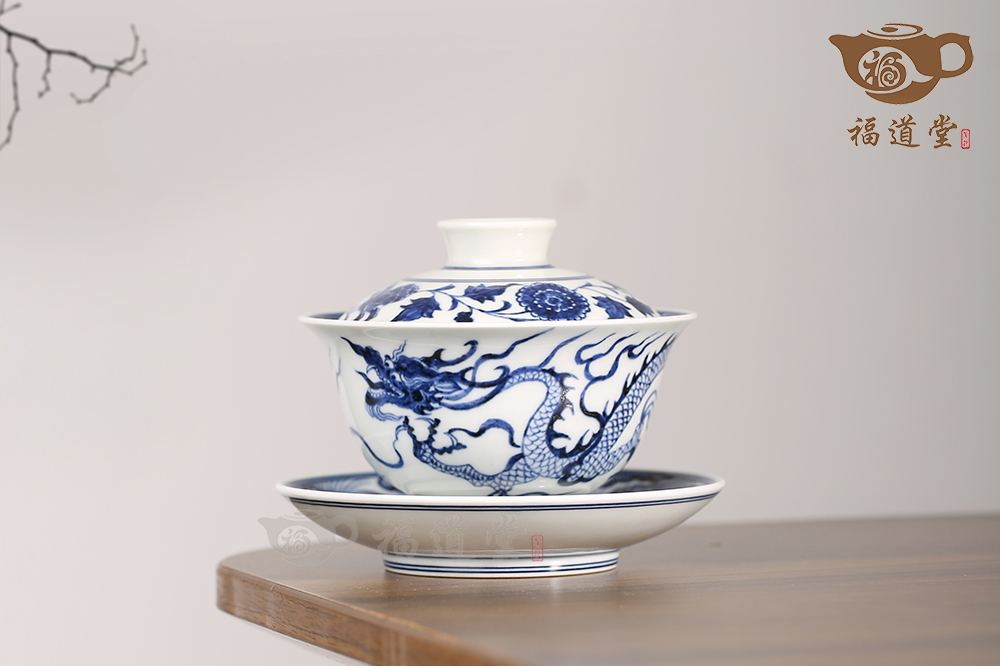 青花龍紋蓋碗