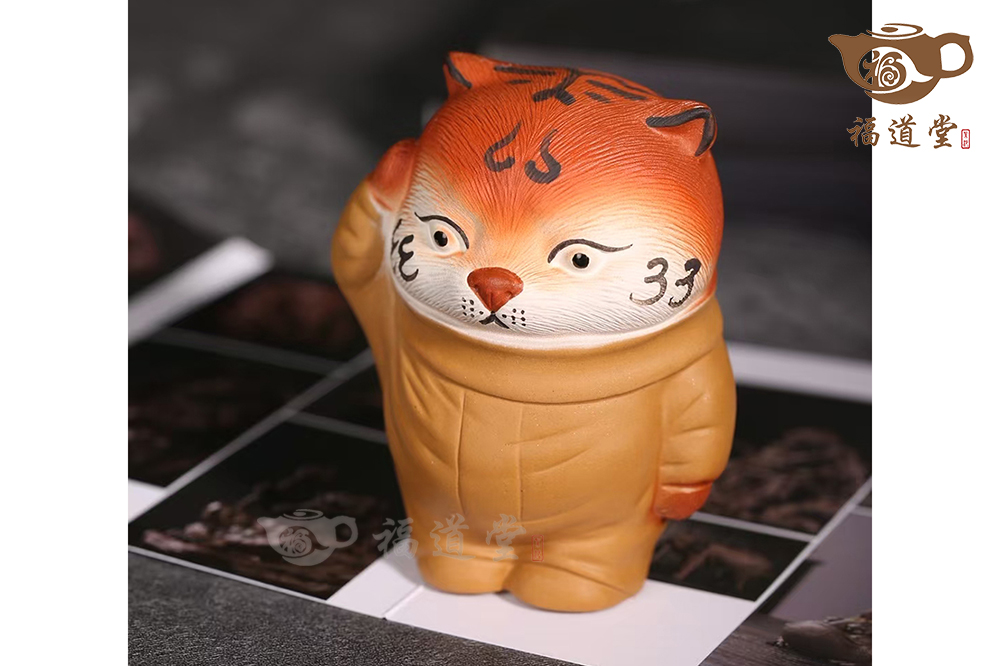 敬禮虎