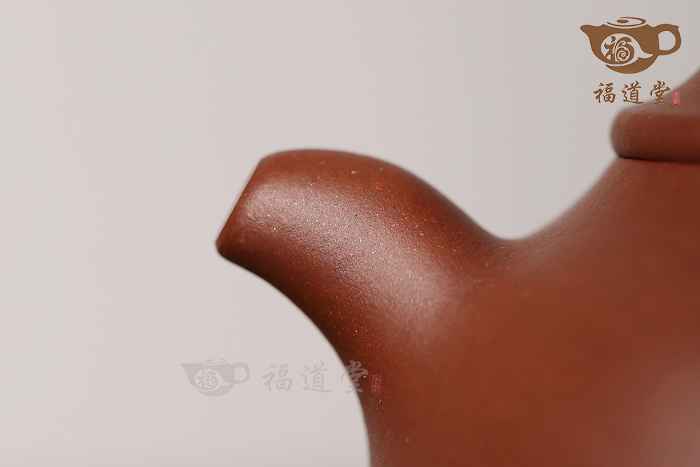 仲芳掇球