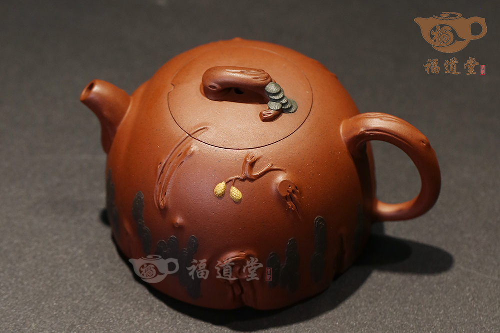 秦嶙
