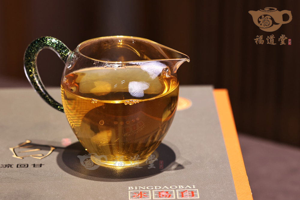 23年~冰島白餅干茶禮盒