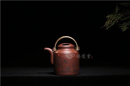 宜把玩，便于提携、茗泡的紫砂洋桶壶
