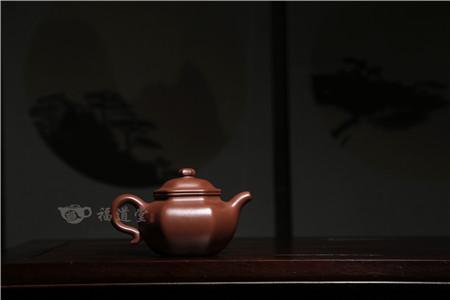 作品多次拍卖出高价，力荐潜力股老师童康作品《大亨六角莲子》