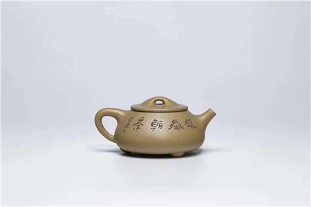 马永强制壶，陶客名家许卫国刻绘装饰《景舟石瓢壶》