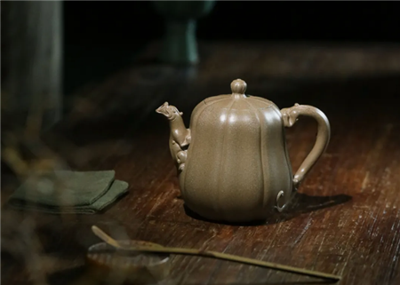 范泽锋龙九子元素系列作品《禅墩·楚汉骄雄》