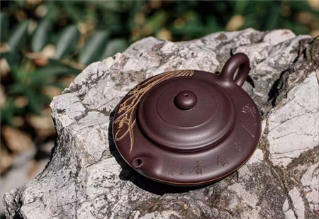虚扁壶加上卡金装饰，是怎么样的视觉感受
