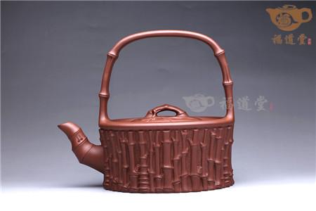 曹婉芬大师七十后作《竹海提梁》