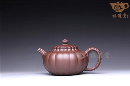 紫砂艺人们以哪种花入紫砂壶？