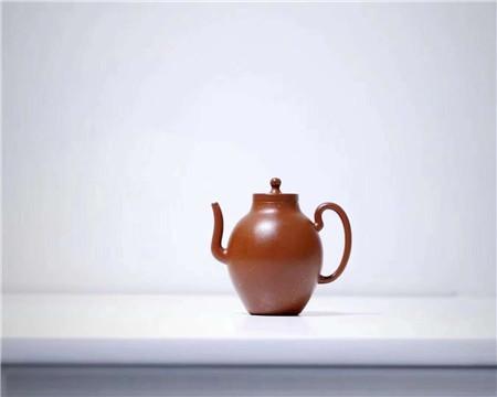 以酒壶为原型，朱泥绝版《壶觞》