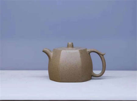 工料均顶级，芝麻绿泥精品壶