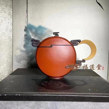 名家凌锡苟如何巧妙的将天宫图创作于紫砂壶上？造就经典