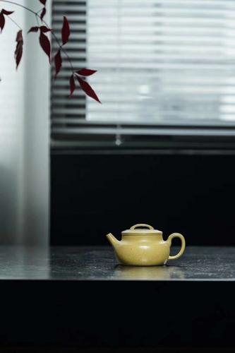 本山绿泥中的天花板，梨皮绿作品《福禄瓦当》