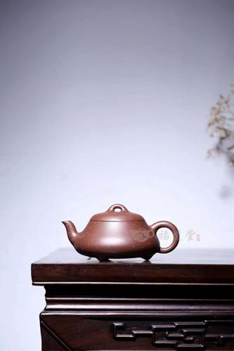 继承顾景舟大师石瓢壶的刚劲，壶痴陈清法老师作品【三弯瓢】赏析