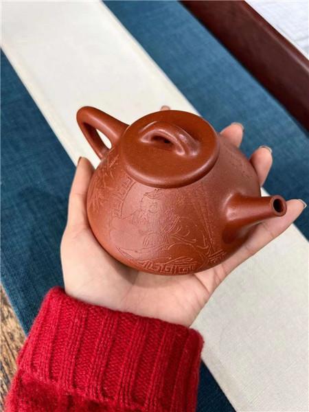 纯红降坡泥紫砂壶