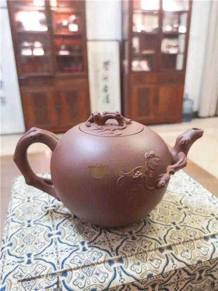 《松鼠葡萄》