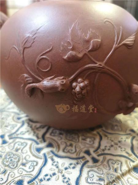 《松鼠葡萄》