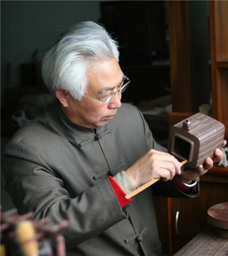 国大师顾绍培2001年作品珍珍