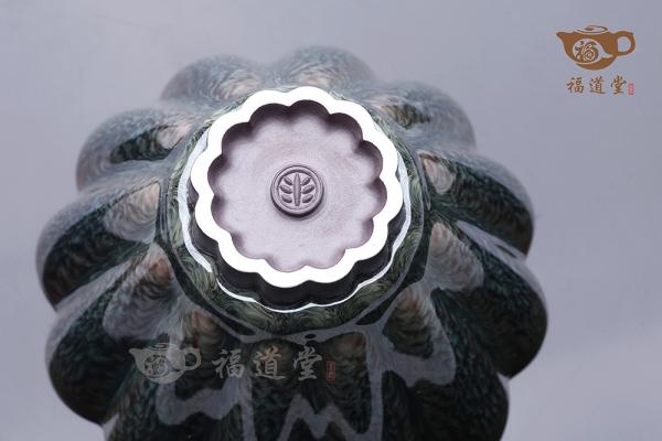 宝钏