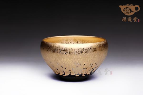 金油滴对杯