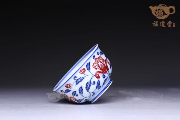 缠枝花儒士杯