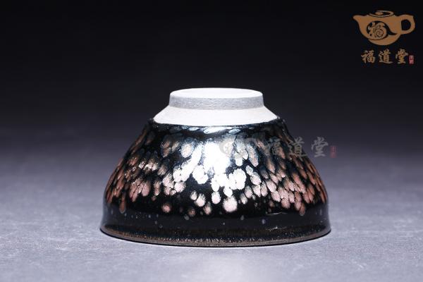 山石风姿建盏