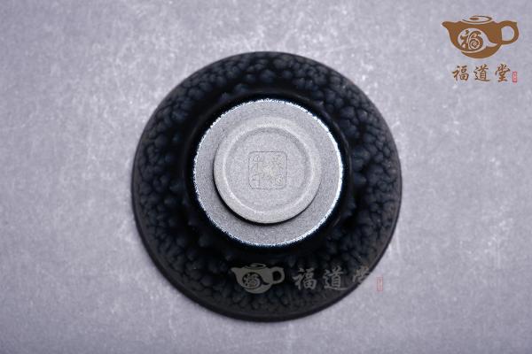 山石风姿建盏