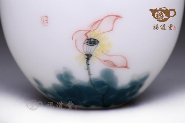 白瓷杯