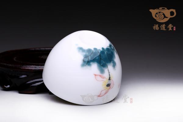 白瓷杯