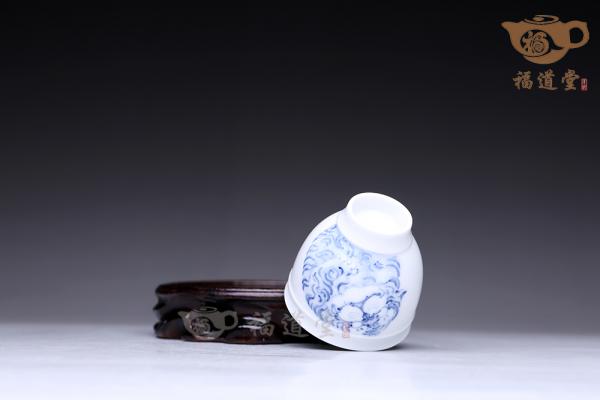 小杯子