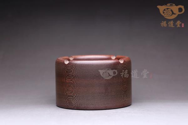 烟灰缸