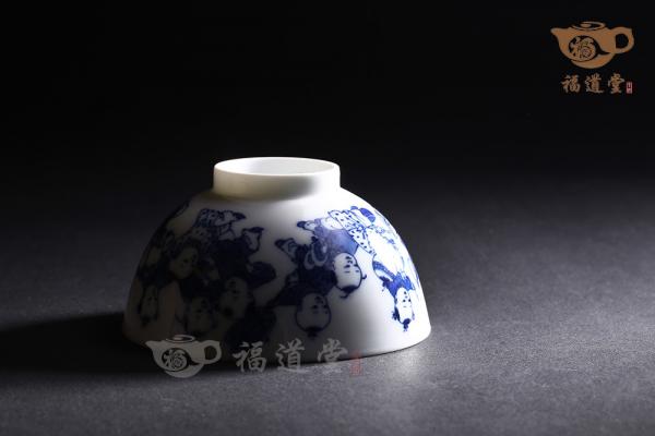 青花婴戏杯