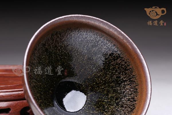 玉毫束口盏