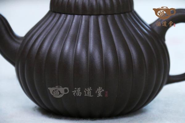 筋纹梨形