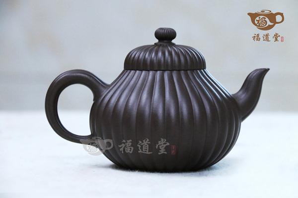 筋纹梨形