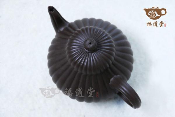 筋纹梨形