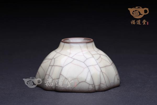 青瓷品茗杯