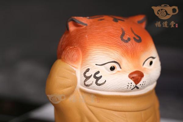 敬礼虎